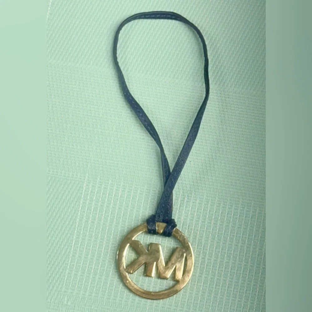 Gold Michael Kors Pendant Hangtag